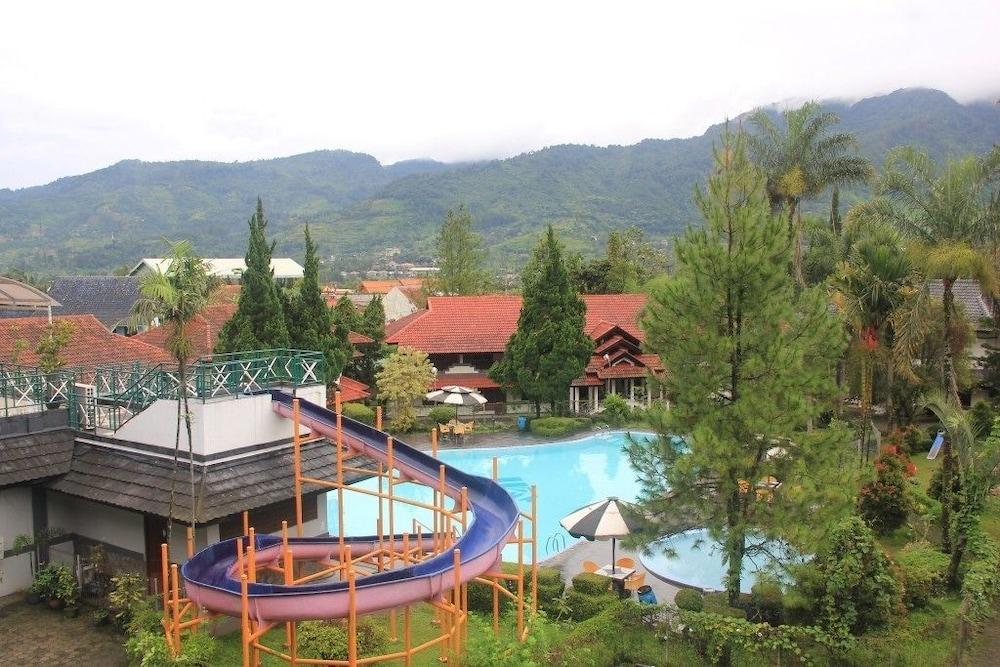 Hotel Parama Puncak Exteriör bild