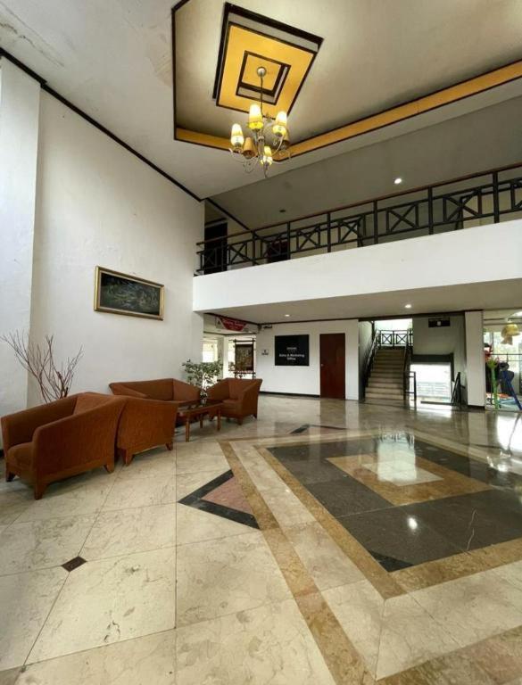 Hotel Parama Puncak Exteriör bild