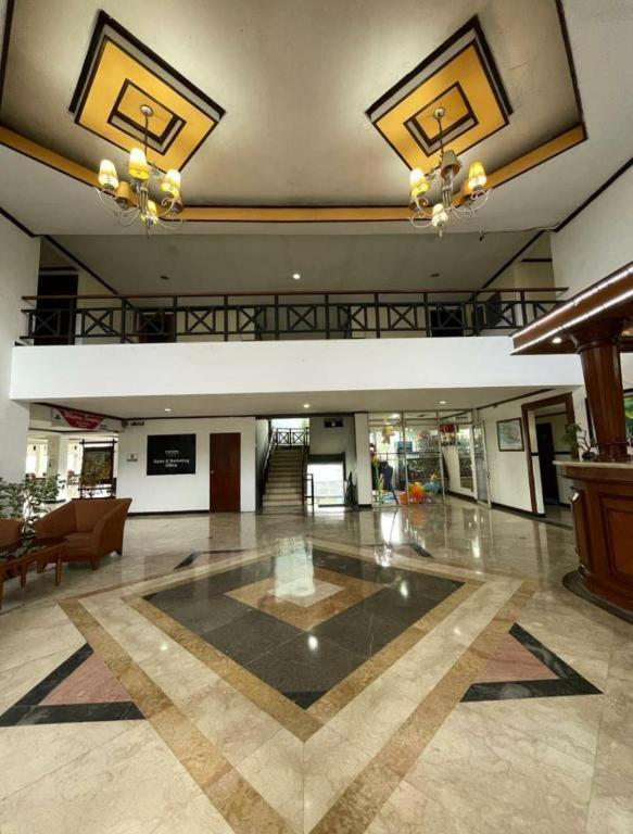 Hotel Parama Puncak Exteriör bild